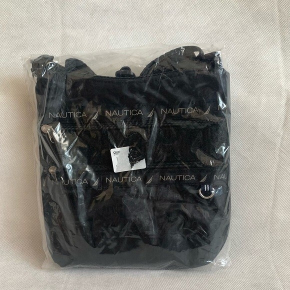 Nautica Black Nylon Captain's Quarters Hobo Crossbody Travel Bag NWT - Picture 9 of 9